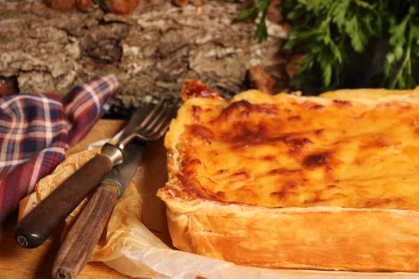 Folhado de Bacalhau e Camarão