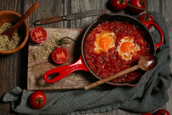 Tomatada com Ovos Escalfados
