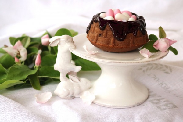 Cesta de Amêndoas da Páscoa