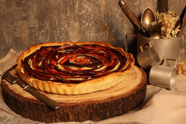 Tarte de legumes e muxama de atum